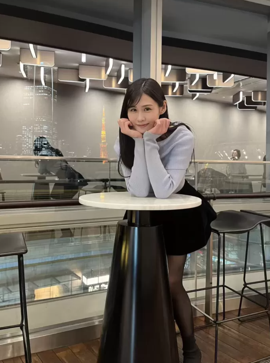 #32女神明明 第3张图