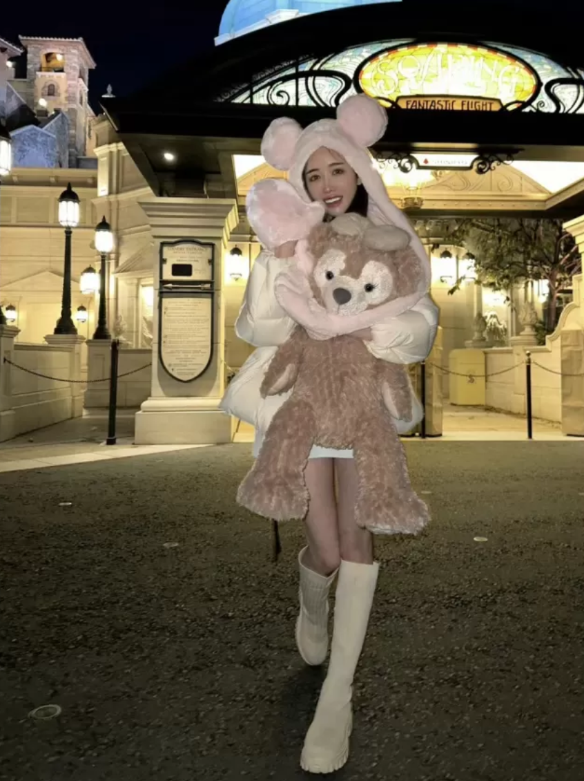 #50 性感菲娜 第2张图