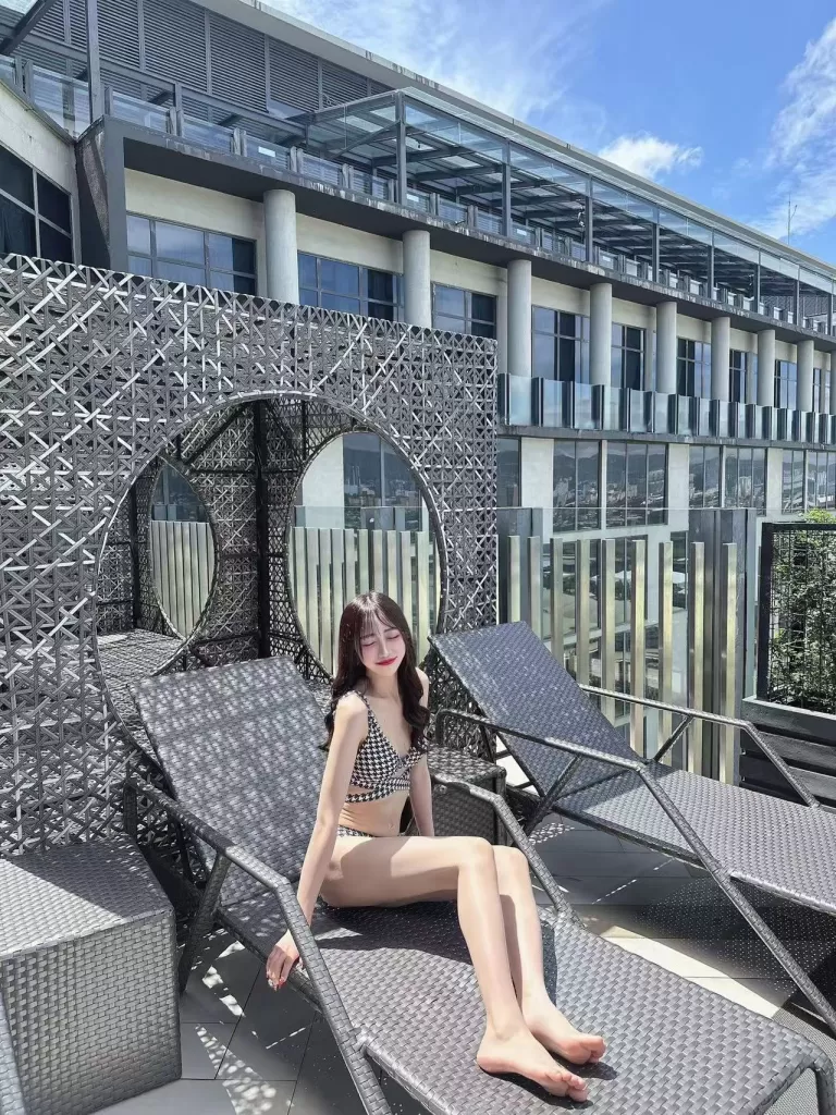 #49 广告设计师安娜 第1张图