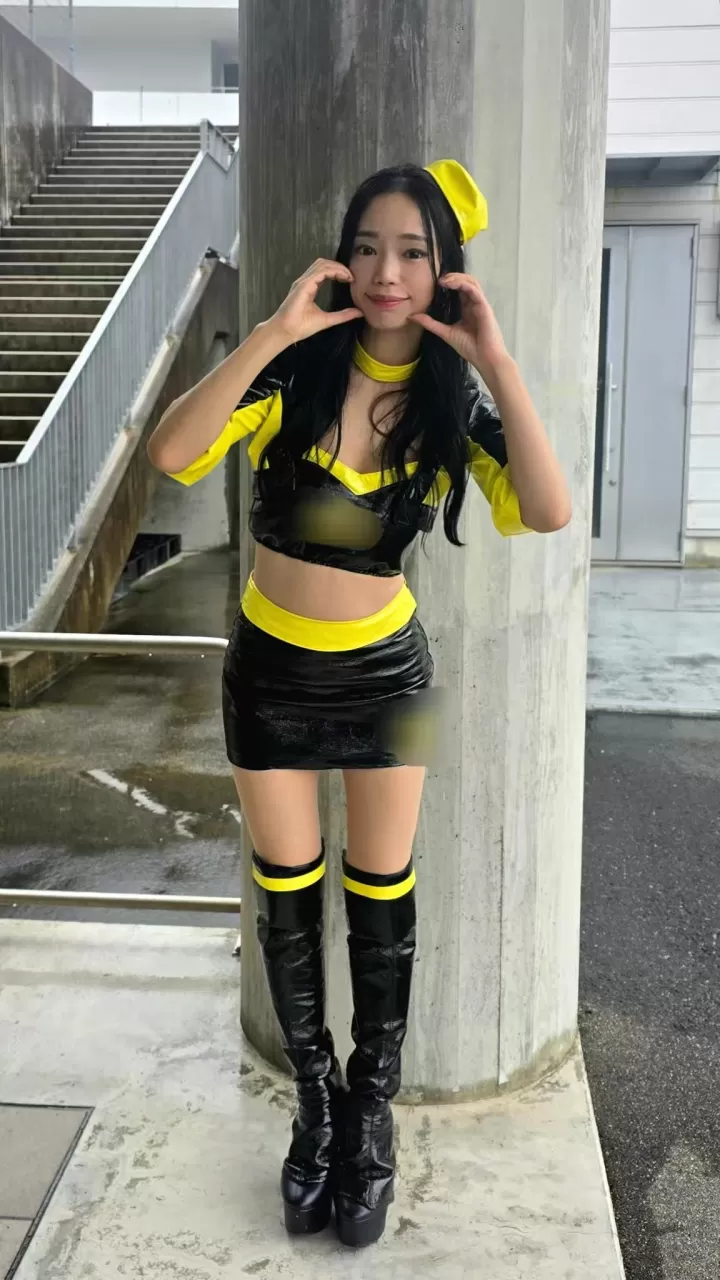 #52 赛车女郎柚柚 第4张图