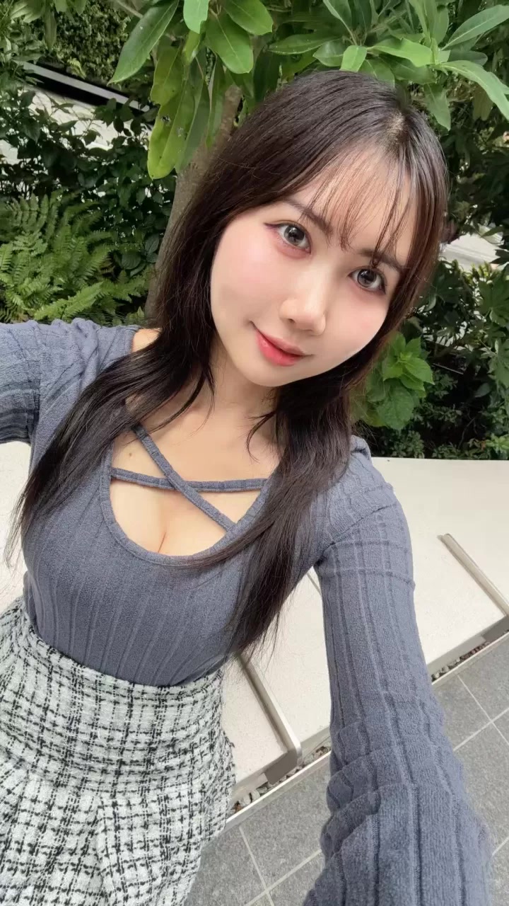 #64 静静ひなの 第1张图